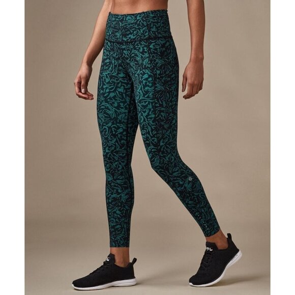 Lululemon leggings womens 4 green fast free 7/8 running workout yoga preppy - Picture 1 of 7